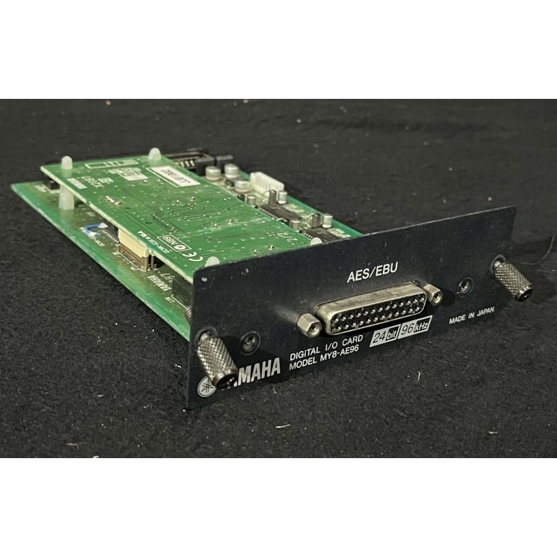 Carte 8 In / 8 Out AES/EBU MY8AE96 Yamaha